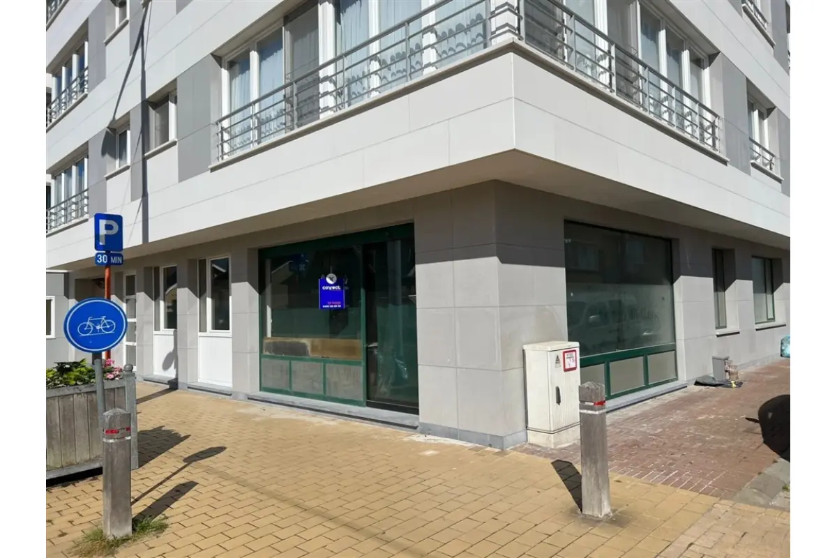 Handelszaak te  koop in Middelkerke 8430 210000.00€  slaapkamers 66.00m² - Zoekertje 536191