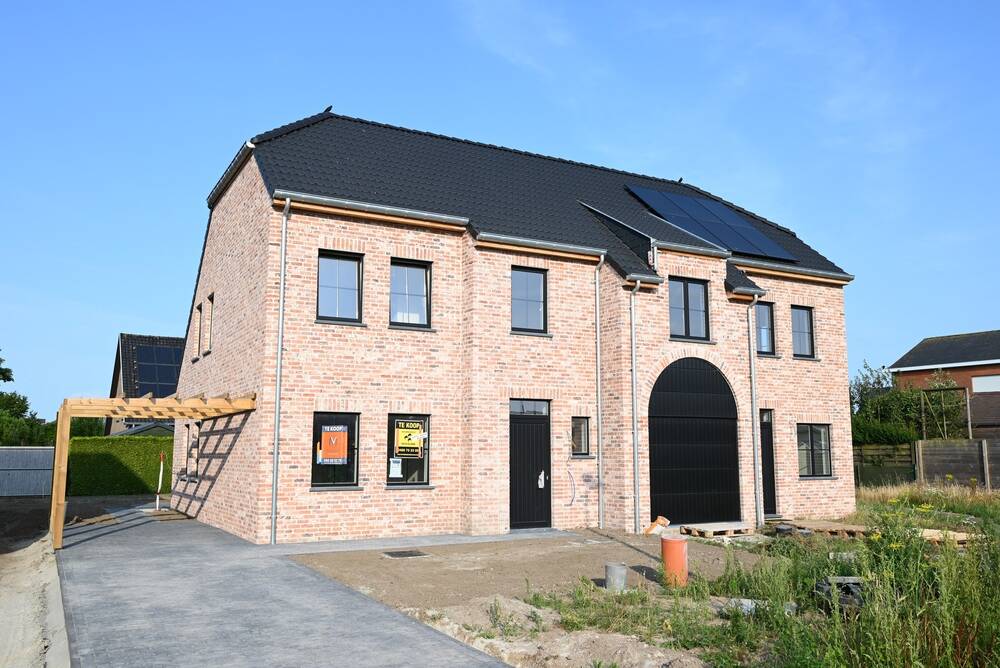 Huis te  koop in Gistel 8470 395000.00€ 4 slaapkamers m² - Zoekertje 535775