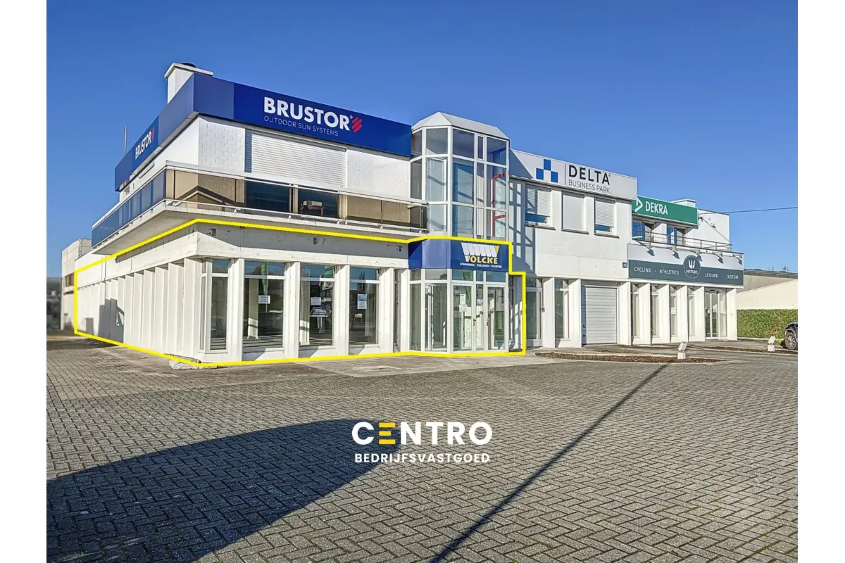 Handelszaak te  huur in Roeselare 8800 0.00€  slaapkamers 500.00m² - Zoekertje 535782