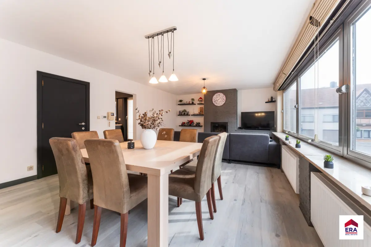 Appartement te  koop in Wakken 8720 184000.00€ 3 slaapkamers 135.00m² - Zoekertje 536432