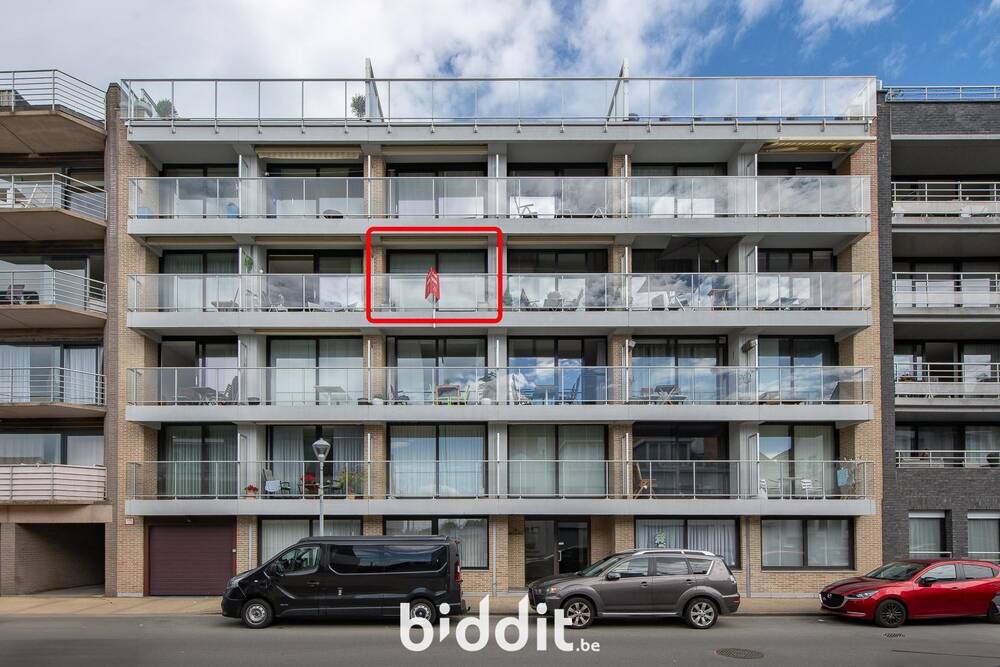 Appartement te  koop in Zeebrugge 8380 140000.00€ 2 slaapkamers 72.00m² - Zoekertje 536354