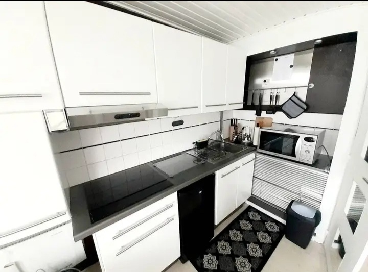 Appartement te koop in De Haan 8420 63000.00€ 1 slaapkamers 35.00m² - Zoekertje 536396
