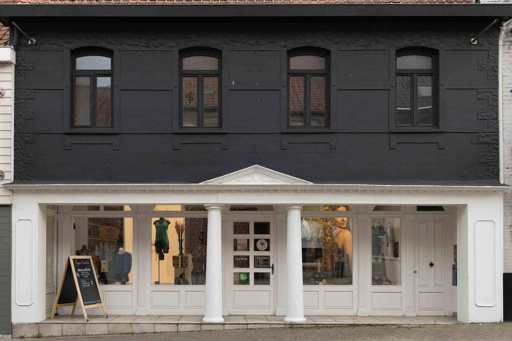 Handelszaak te huur in Anzegem 8570 795.00€ slaapkamers 110.00m² - Zoekertje 537182