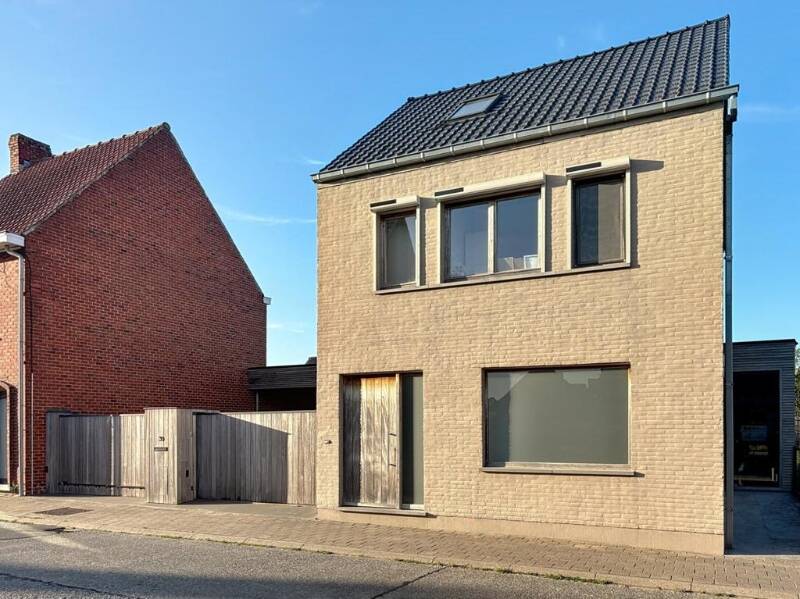Huis te  koop in Pittem 8740 398000.00€ 4 slaapkamers 175.00m² - Zoekertje 537072
