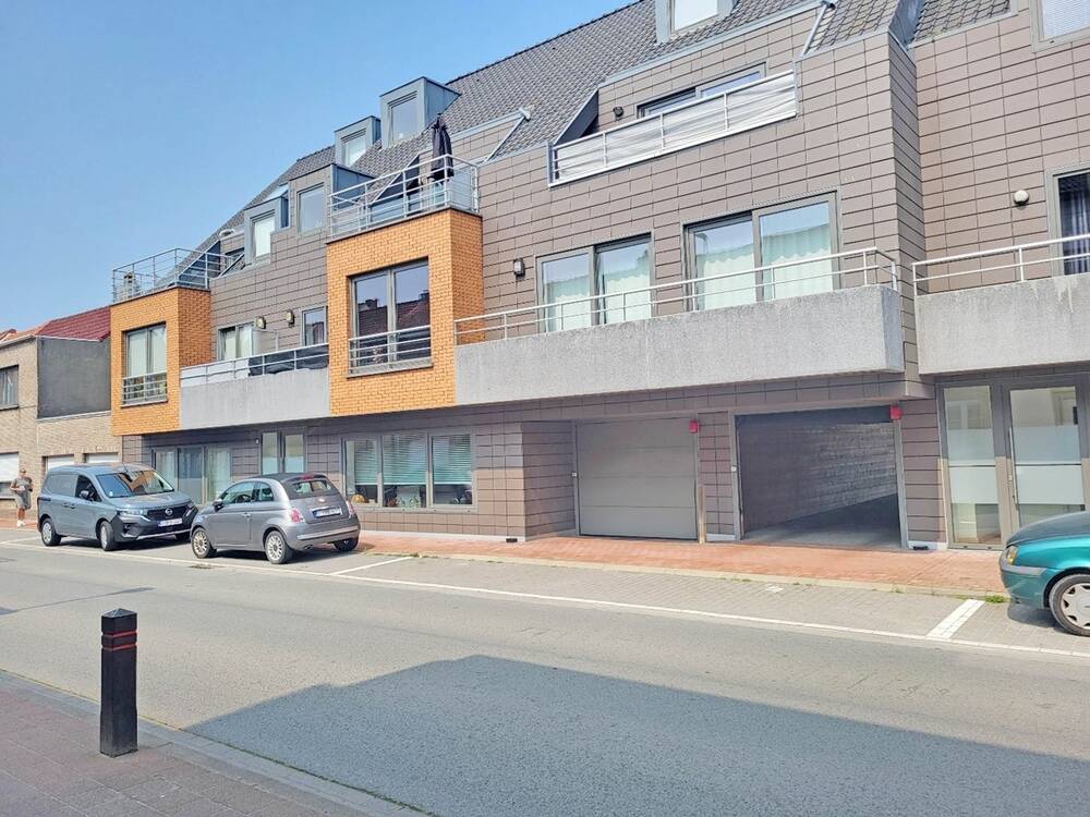 Parking & garage te huur in Heist-aan-Zee 8301 134.00€ slaapkamers m² - Zoekertje 537024