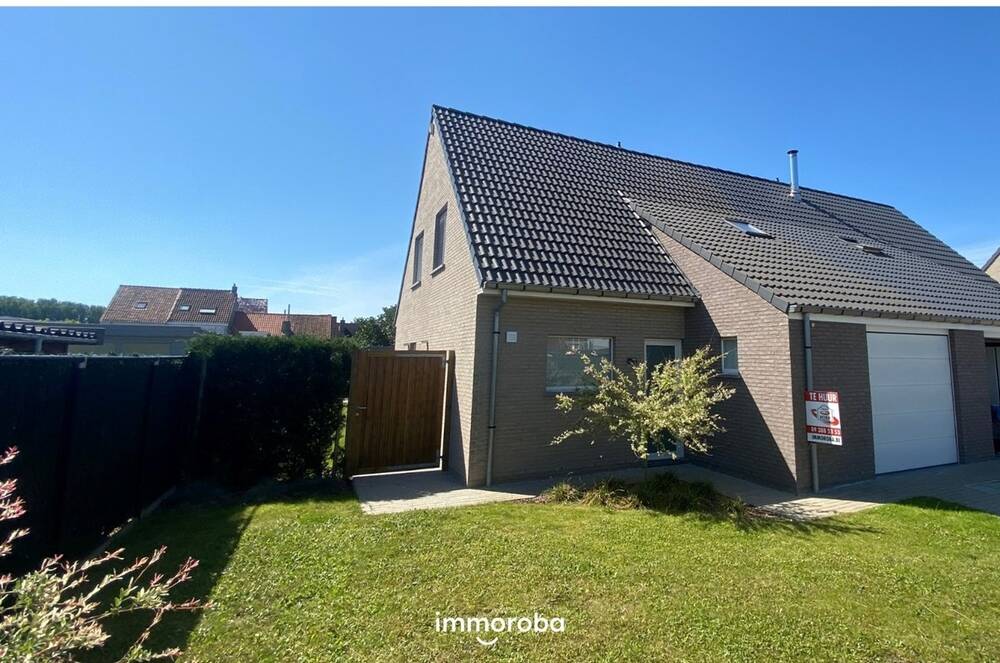 Huis te  huur in Deerlijk 8540 975.00€ 3 slaapkamers 150.00m² - Zoekertje 537466