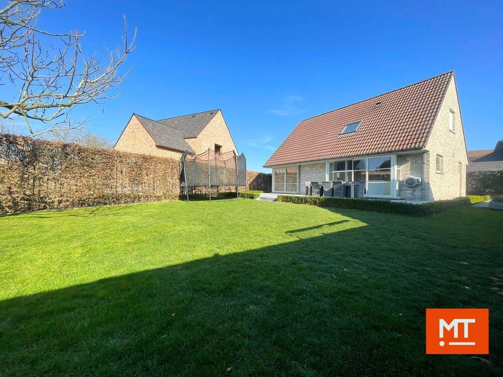 Huis te  huur in Passendale 8980 975.00€ 3 slaapkamers 157.00m² - Zoekertje 537960