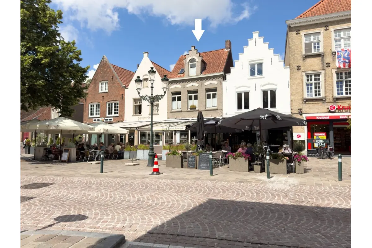 Handelszaak te  koop in Brugge 8000 399000.00€  slaapkamers m² - Zoekertje 538231