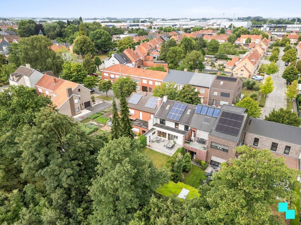 Huis te koop in Roeselare 8800 349000.00€ 4 slaapkamers 215.00m² - Zoekertje 537944