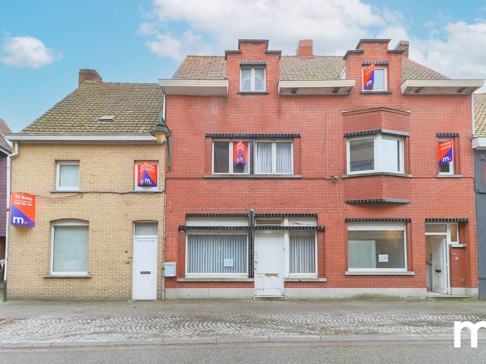 Huis te  koop in Deerlijk 8540 160000.00€ 5 slaapkamers 167.00m² - Zoekertje 538228