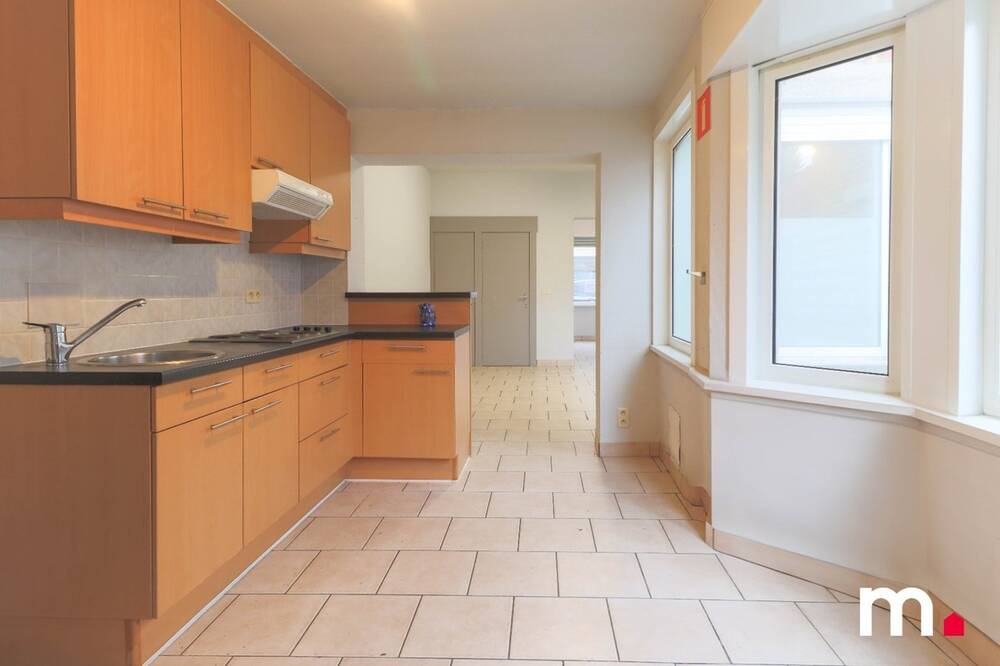 Huis te  koop in Deerlijk 8540 140000.00€ 4 slaapkamers 110.00m² - Zoekertje 538227