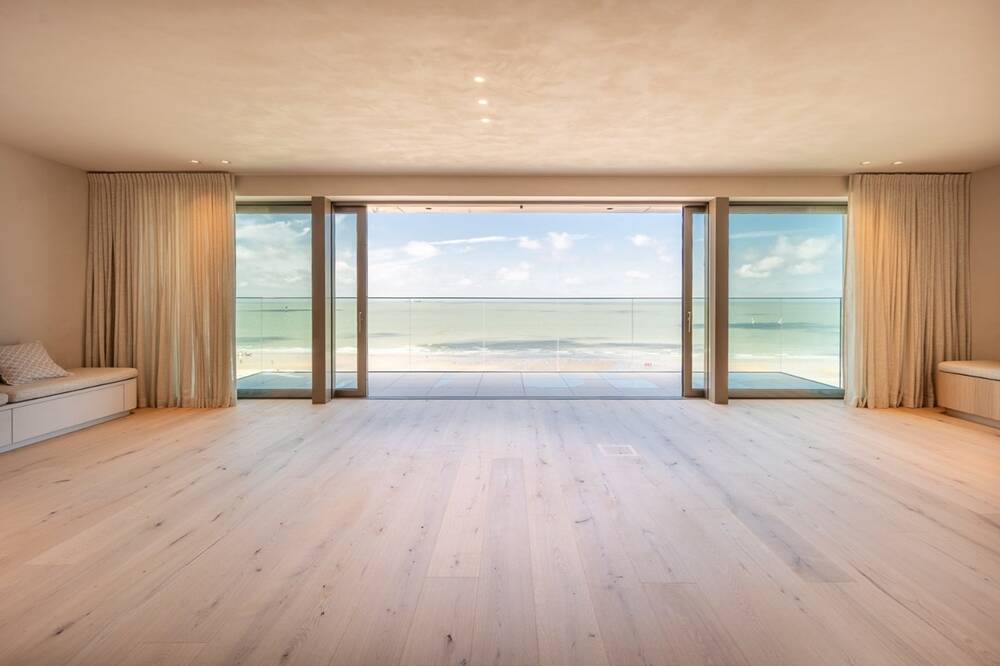 Appartement te  huur in Knokke-Heist 8300 7750.00€ 3 slaapkamers 180.00m² - Zoekertje 538623