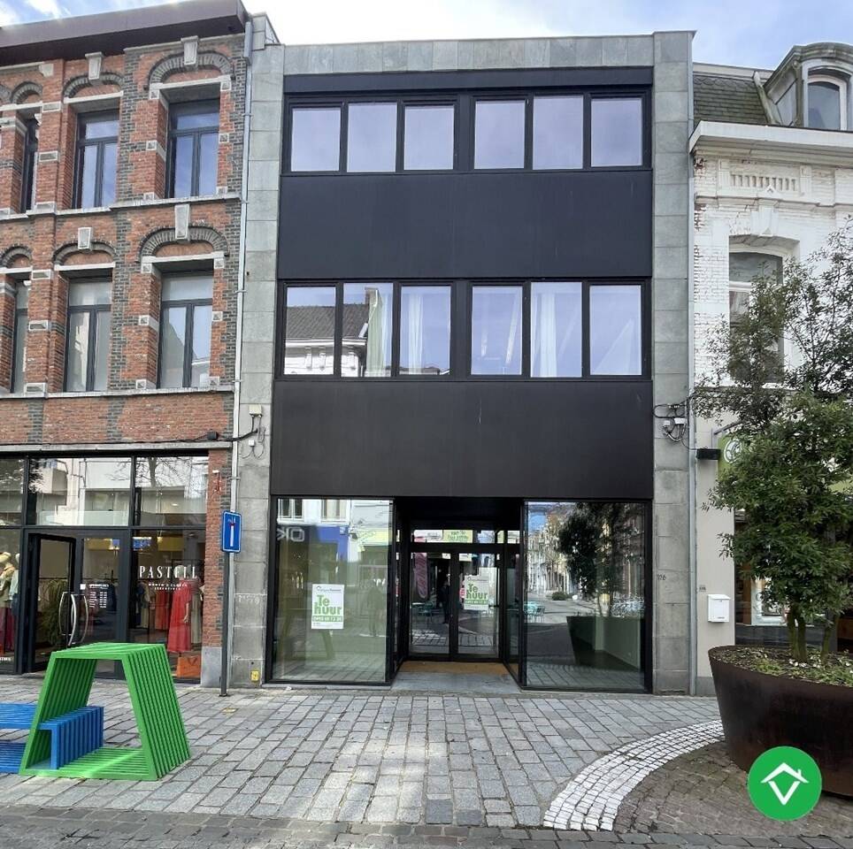 Handelszaak te huur in Roeselare 8800 1750.00€ slaapkamers 125.00m² - Zoekertje 538613