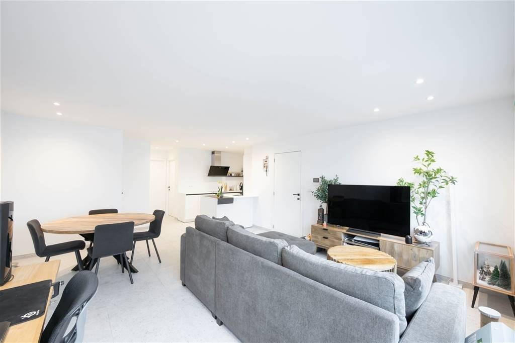 Appartement te  koop in Kortrijk 8500 295000.00€ 2 slaapkamers m² - Zoekertje 539271