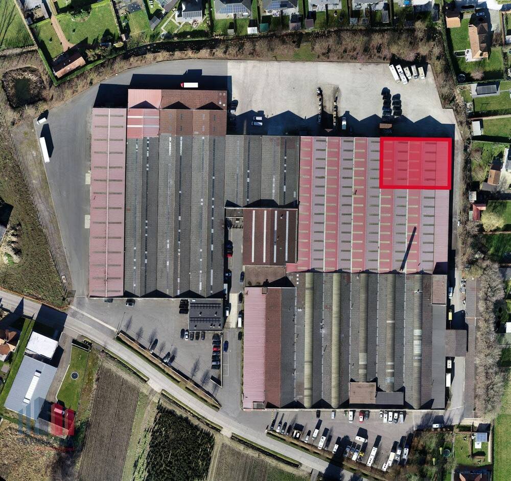 Handelszaak te huur in Oostkamp 8020 3120.00€ slaapkamers 2615.00m² - Zoekertje 539546
