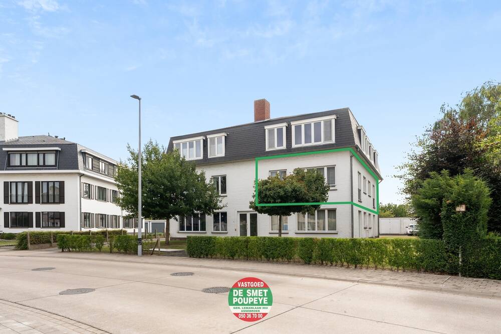 Appartement te  koop in Assebroek 8310 315000.00€ 3 slaapkamers 95.00m² - Zoekertje 540426