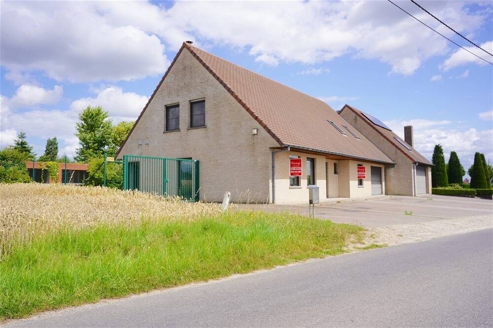 Huis te  koop in Ingelmunster 8770 625000.00€ 3 slaapkamers 284.00m² - Zoekertje 539499