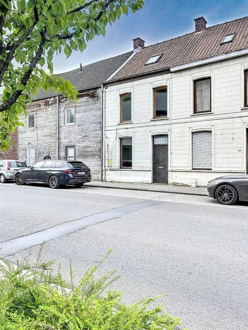 Huis te koop in Roeselare 8800 124000.00€ 3 slaapkamers 140.00m² - Zoekertje 539588