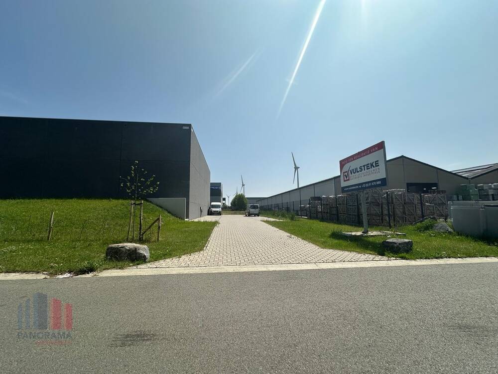 Handelszaak te  huur in Ieper 8900 3950.00€  slaapkamers 984.00m² - Zoekertje 539582