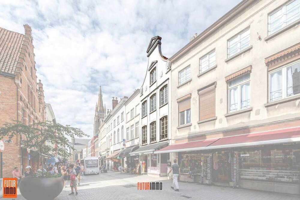 Triplex te  huur in Brugge 8000 1100.00€ 4 slaapkamers 175.00m² - Zoekertje 540692