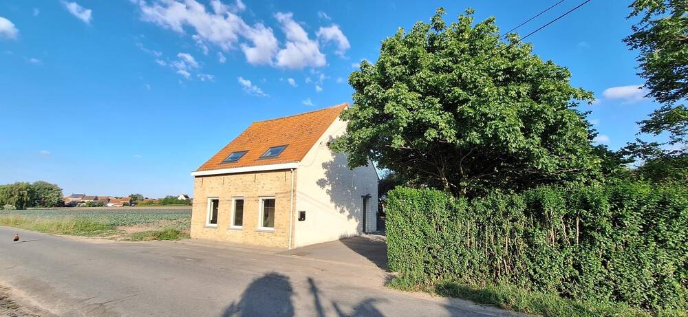 Huis te  koop in Bikschote 8920 240000.00€ 3 slaapkamers 140.00m² - Zoekertje 540956