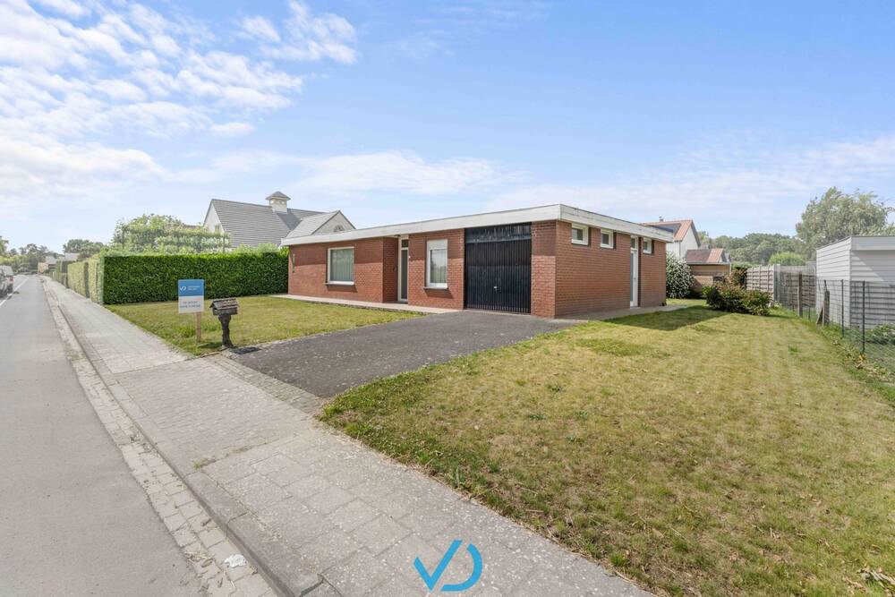 Bungalow te  koop in Ieper 8900 229000.00€ 3 slaapkamers 139.00m² - Zoekertje 541059