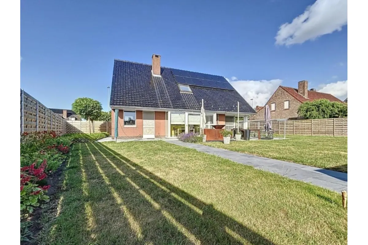 Huis te  koop in Wielsbeke 8710 498000.00€ 3 slaapkamers 180.00m² - Zoekertje 541117