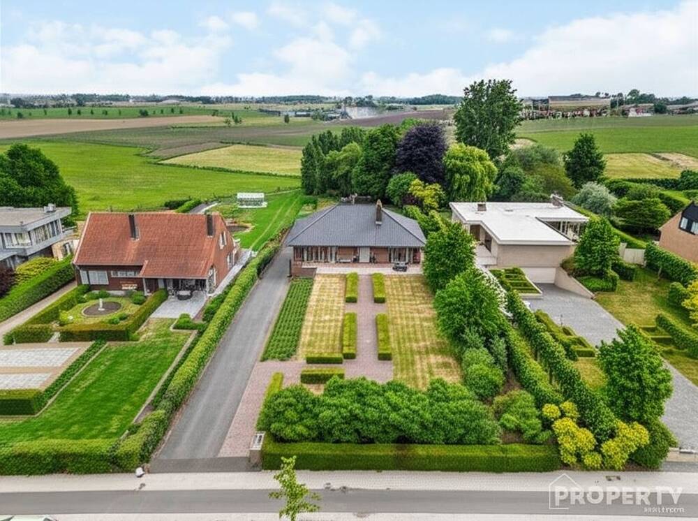 Villa te koop in Tielt 8700 729000.00€ 4 slaapkamers 260.00m² - Zoekertje 542664