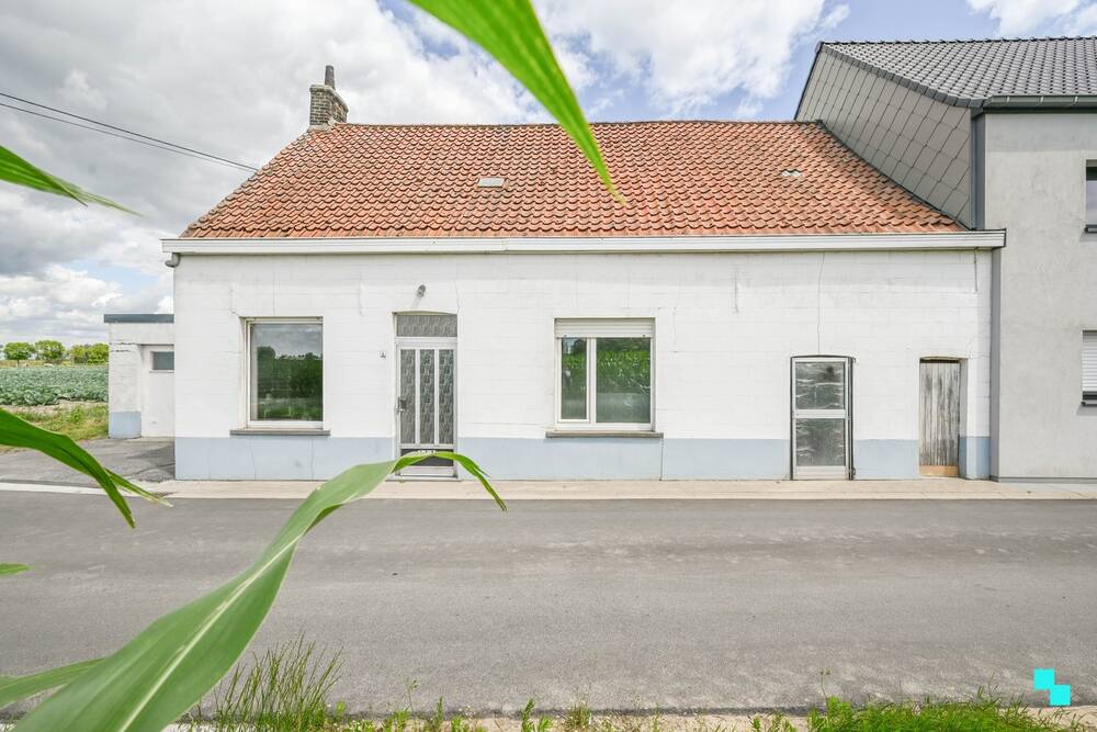 Huis te koop in Oostrozebeke 8780 185000.00€ 4 slaapkamers 105.00m² - Zoekertje 542255