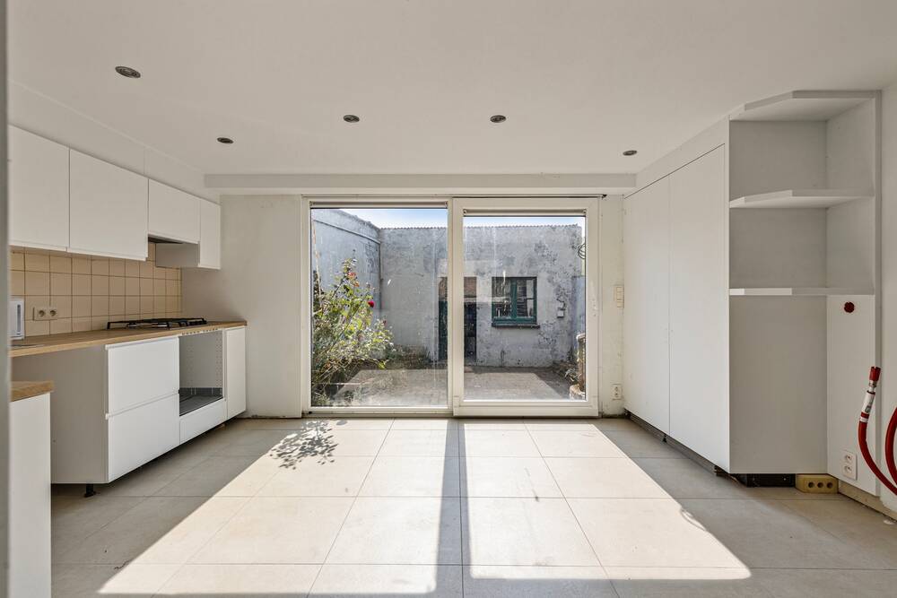 Huis te koop in Zuienkerke 8377 225000.00€ 4 slaapkamers 179.00m² - Zoekertje 542291