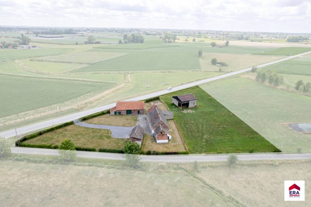Boerderij te  koop in Dentergem 8720 375000.00€ 2 slaapkamers 83.00m² - Zoekertje 543711