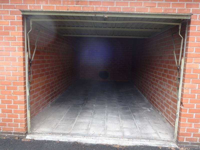 Parking & garage te  huur in Kortrijk 8500 75.00€  slaapkamers m² - Zoekertje 543596
