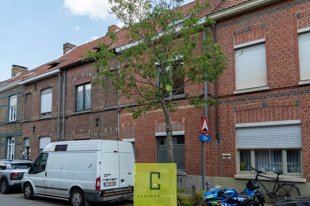 Huis te koop in Assebroek 8310 315000.00€ 3 slaapkamers 152.00m² - Zoekertje 543492