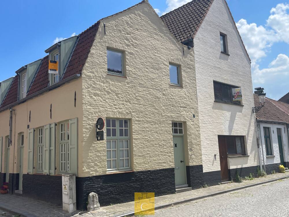 Huis te  huur in Brugge 8000 850.00€ 2 slaapkamers m² - Zoekertje 543855