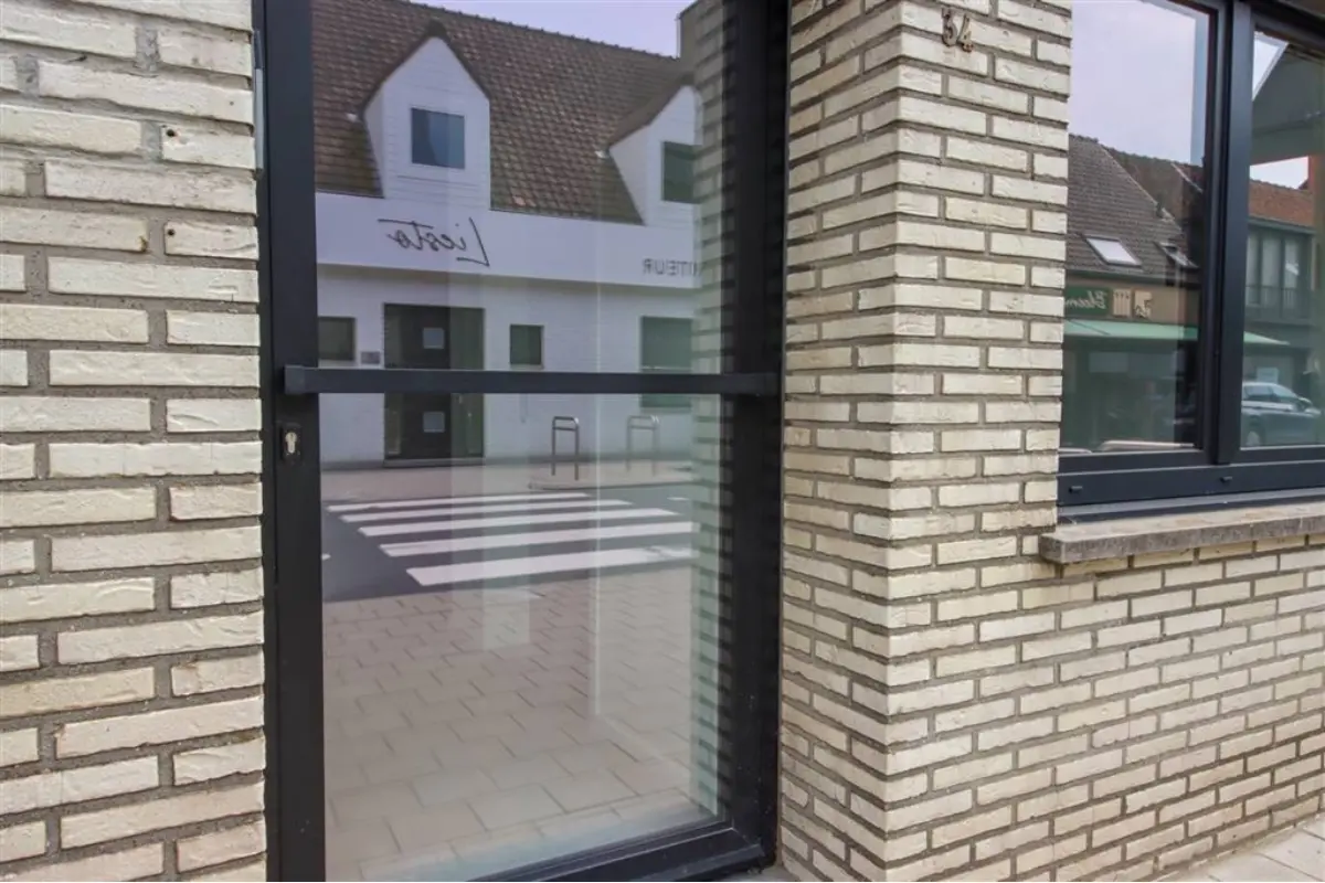 Handelszaak te  koop in Wevelgem 8560 195000.00€  slaapkamers 83.00m² - Zoekertje 544623