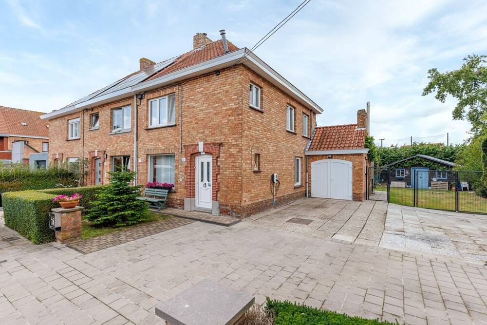 Huis te  koop in Brugge 8000 305000.00€ 3 slaapkamers 163.00m² - Zoekertje 544571