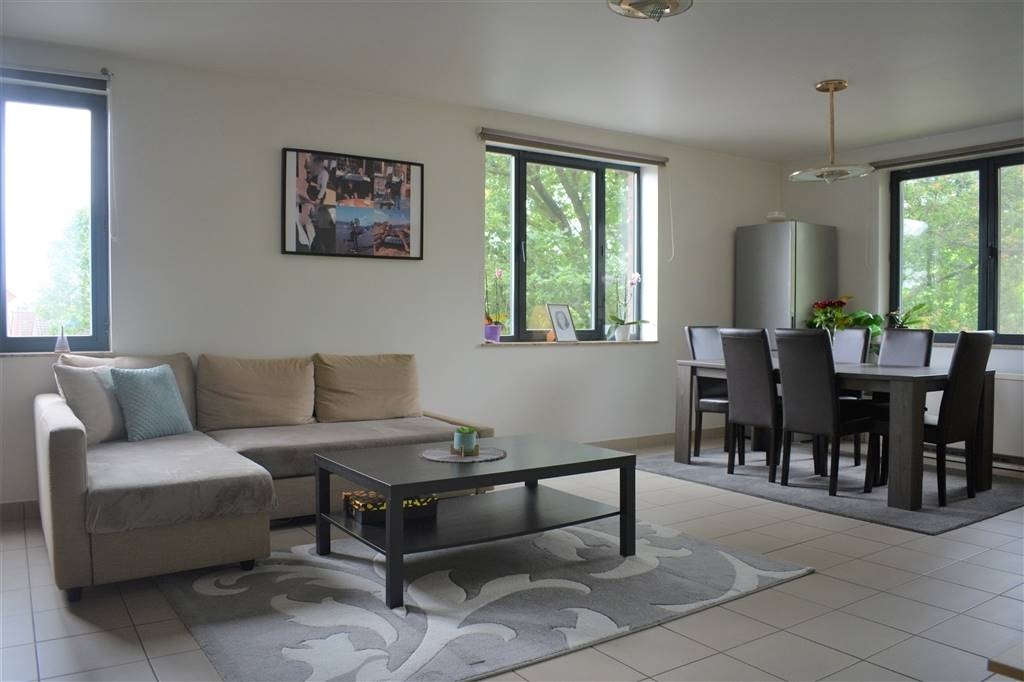 Appartement te huur in Sint-Andries 8200 715.00€ 1 slaapkamers 70.00m² - Zoekertje 544992