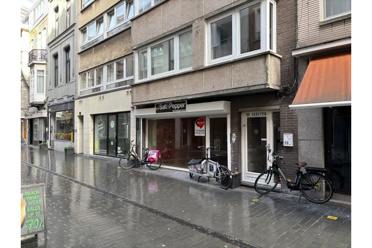 Handelszaak te  huur in Oostende 8400 1350.00€  slaapkamers 130.00m² - Zoekertje 545765