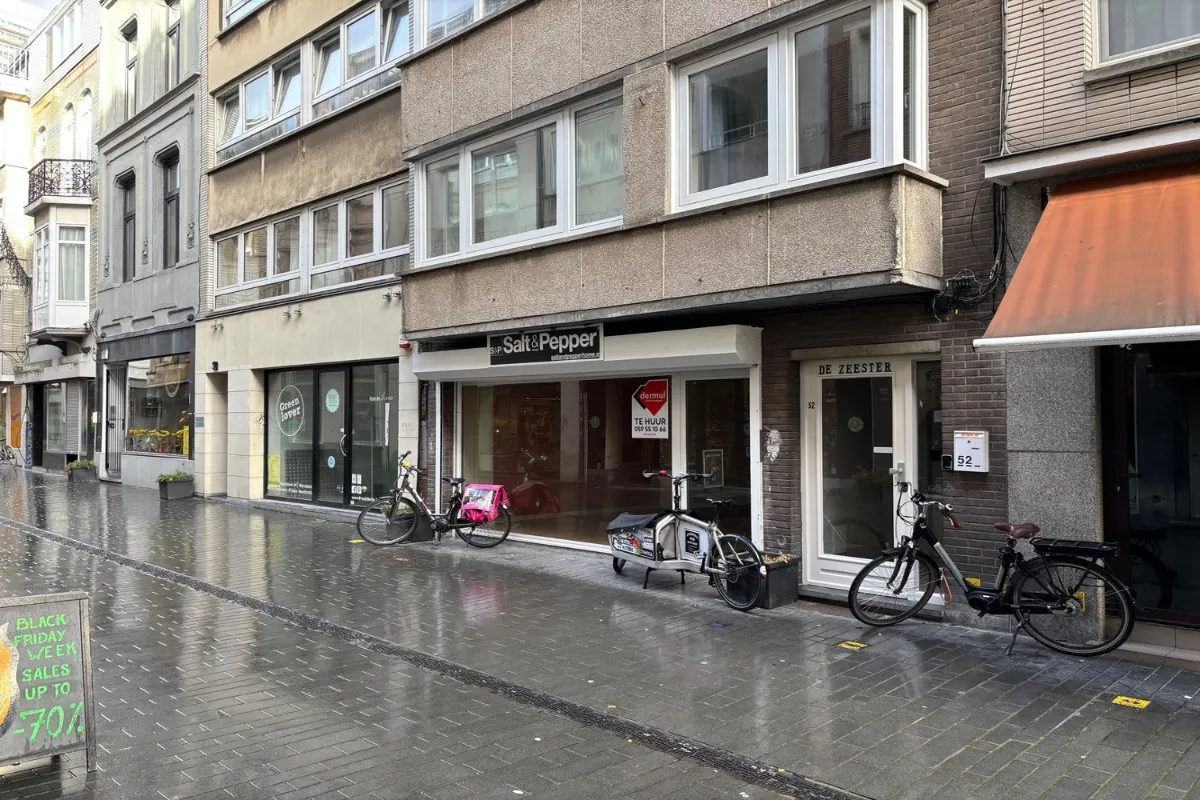 Handelszaak te  huur in Oostende 8400 1350.00€  slaapkamers 130.00m² - Zoekertje 545765