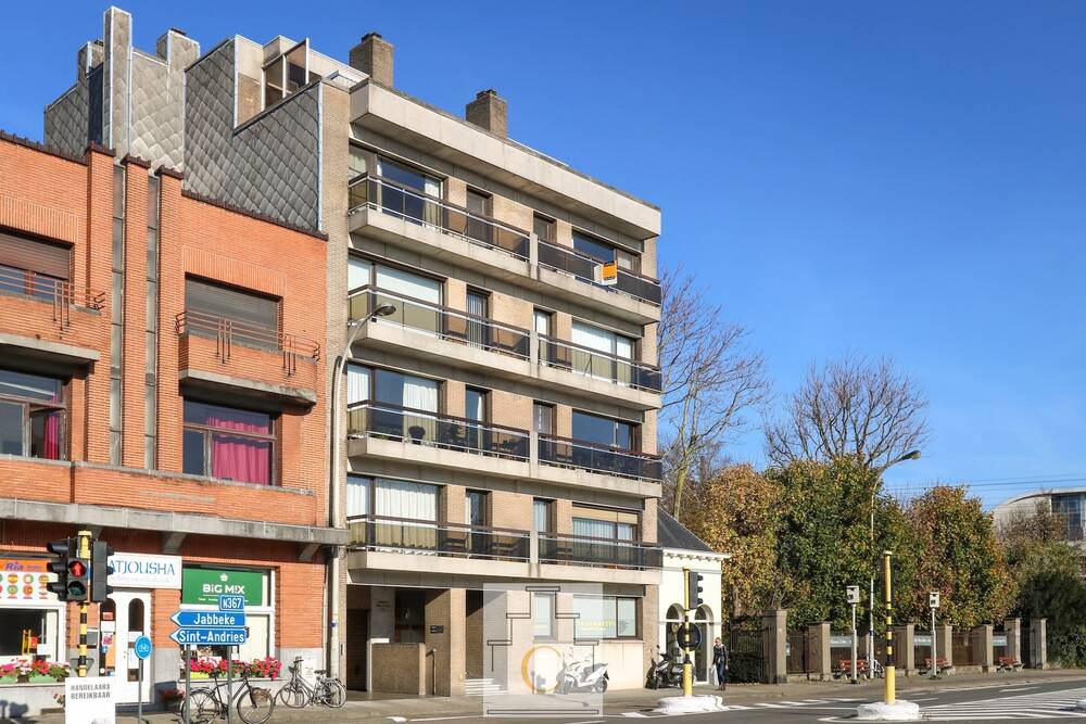 Appartement te huur in Sint-Andries 8200 965.00€ 2 slaapkamers m² - Zoekertje 545845