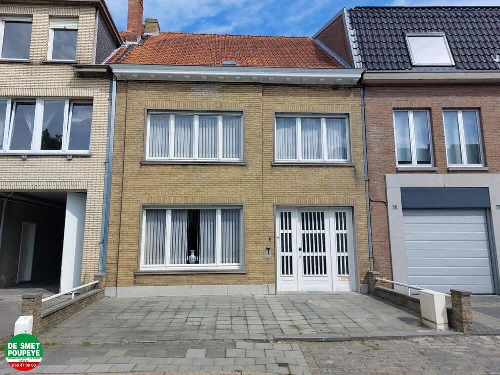 Huis te  koop in Brugge 8000 310000.00€ 3 slaapkamers 215.00m² - Zoekertje 545726
