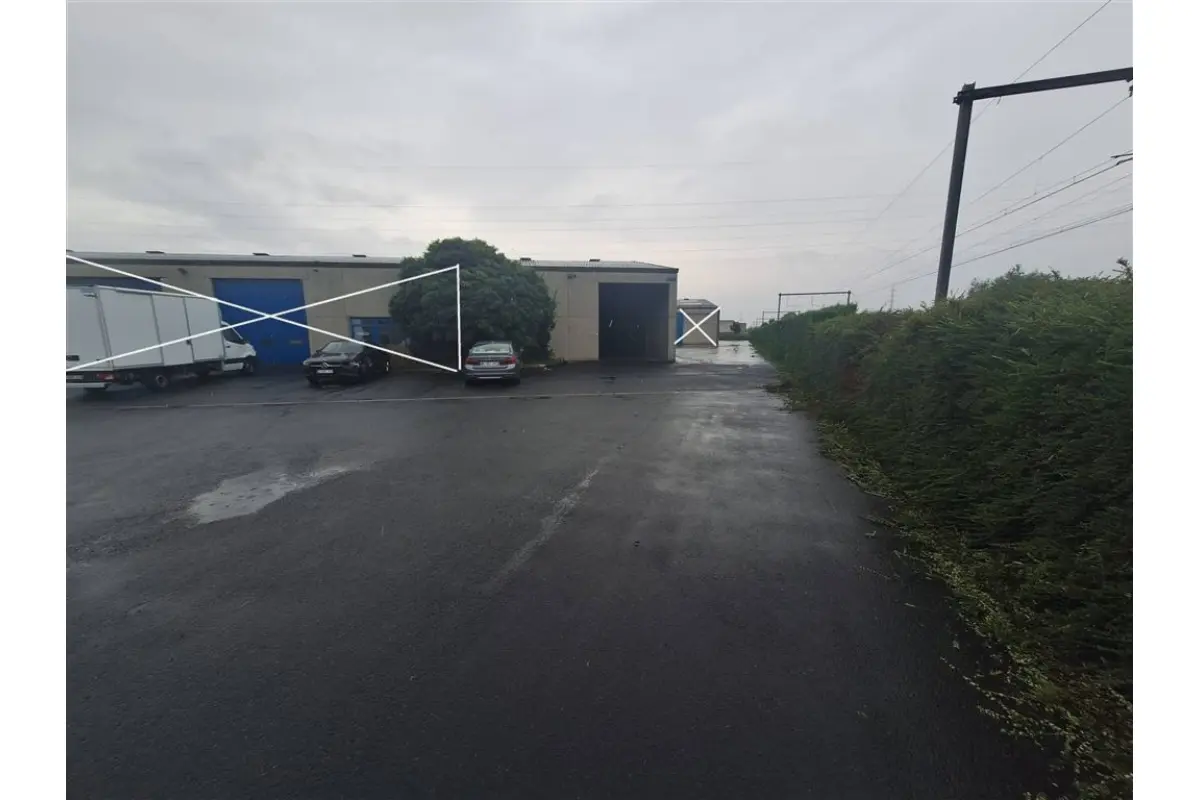 Handelszaak te  huur in Heule 8501 800.00€  slaapkamers m² - Zoekertje 546424