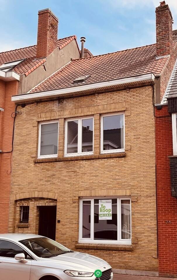 Huis te  koop in Oostende 8400 220000.00€ 3 slaapkamers 153.00m² - Zoekertje 545715