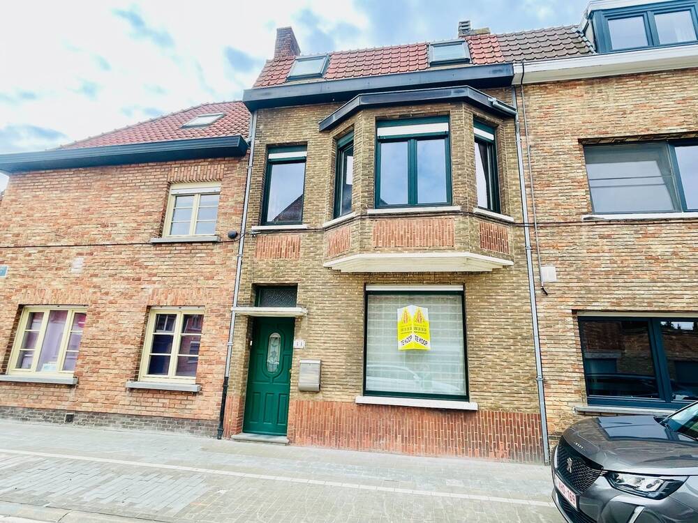 Huis te  koop in Brugge 8000 319000.00€ 3 slaapkamers 195.00m² - Zoekertje 546753