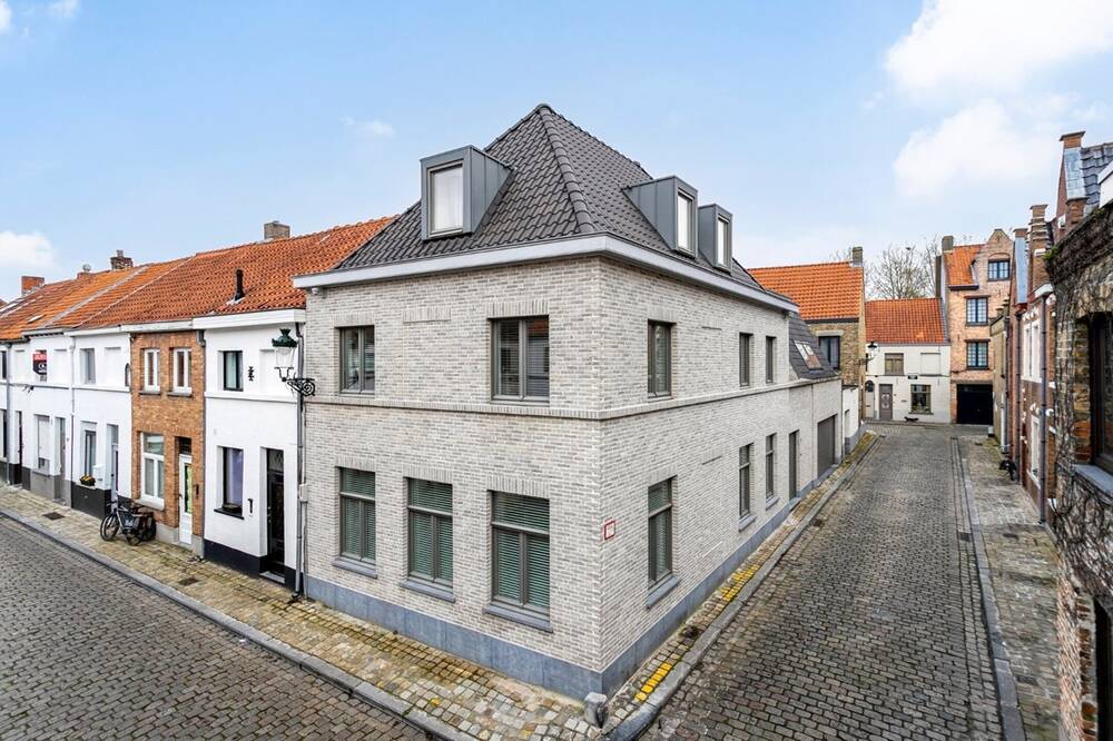 Huis te  koop in Brugge 8000 899000.00€ 4 slaapkamers 277.00m² - Zoekertje 546603