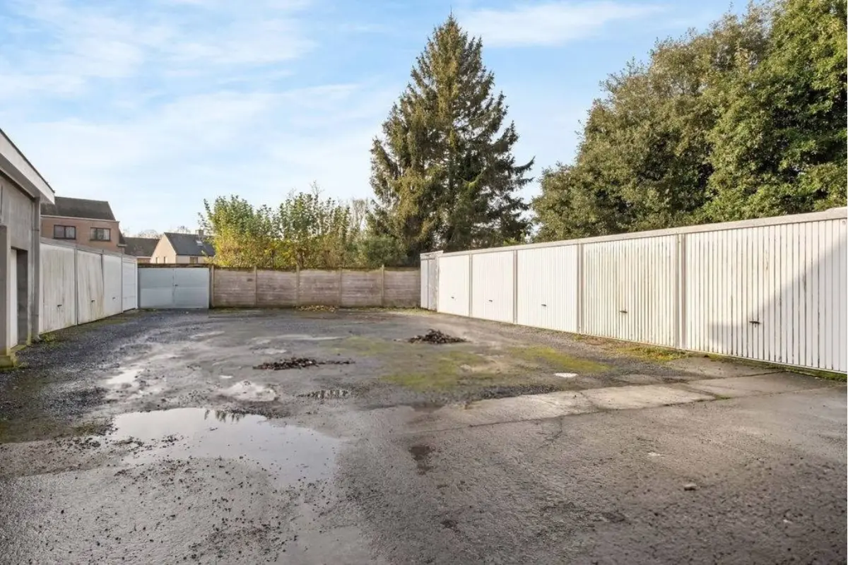Parking & garage te  koop in Kortrijk 8500 28000.00€  slaapkamers m² - Zoekertje 546736