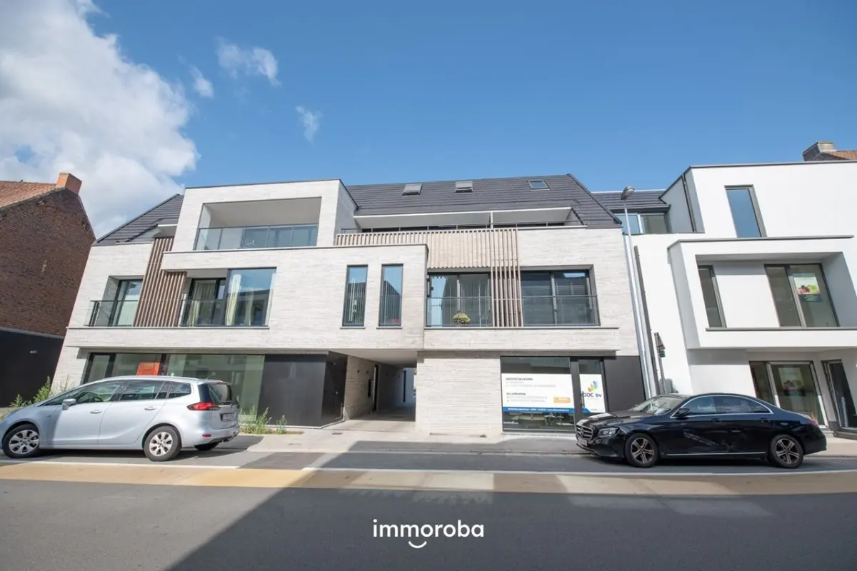 Appartement te  huur in Waregem 8790 950.00€ 2 slaapkamers 95.00m² - Zoekertje 547655