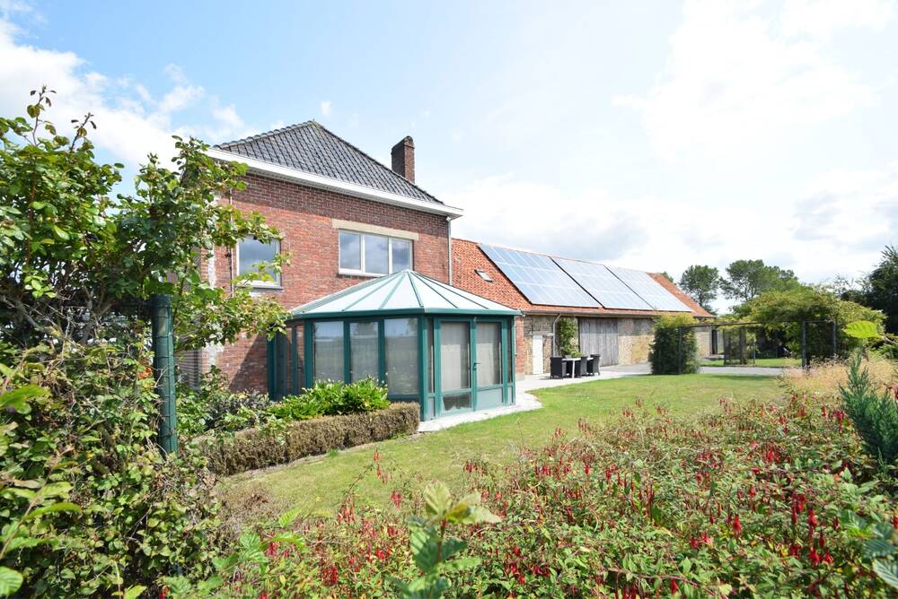 Huis te  huur in Koekelare 8680 925.00€ 4 slaapkamers m² - Zoekertje 547802