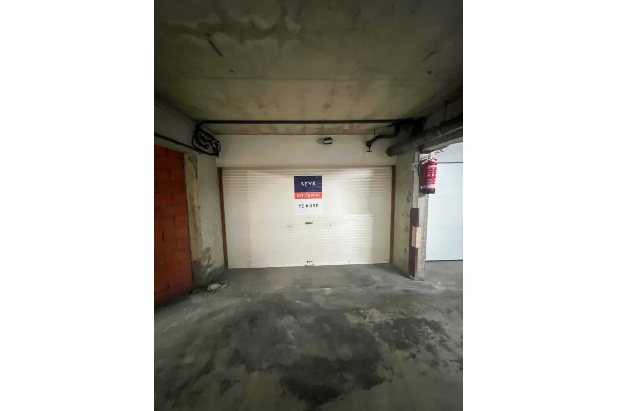 Parking & garage te  koop in Nieuwpoort 8620 65000.00€  slaapkamers m² - Zoekertje 548990