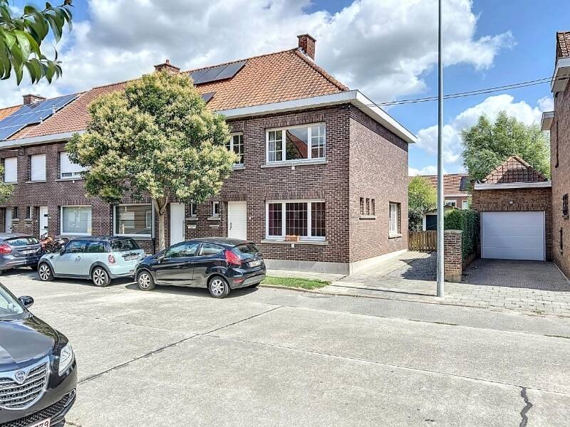 Huis te  koop in Izegem 8870 192000.00€ 3 slaapkamers 125.00m² - Zoekertje 548518